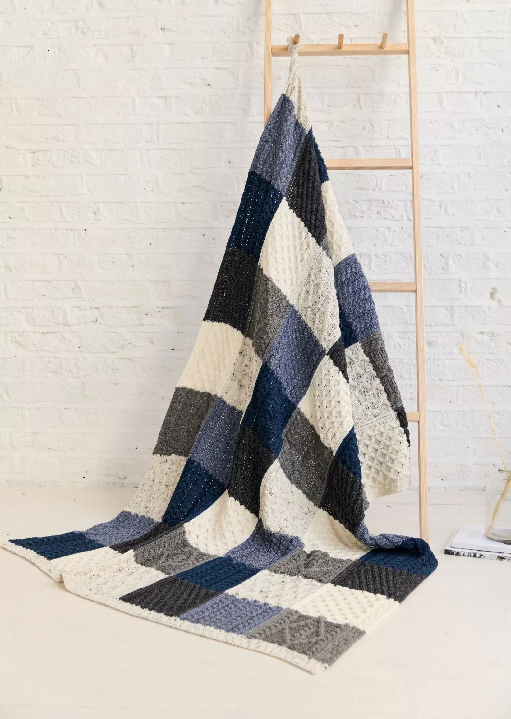 Aran Intarsia Blanket | 854