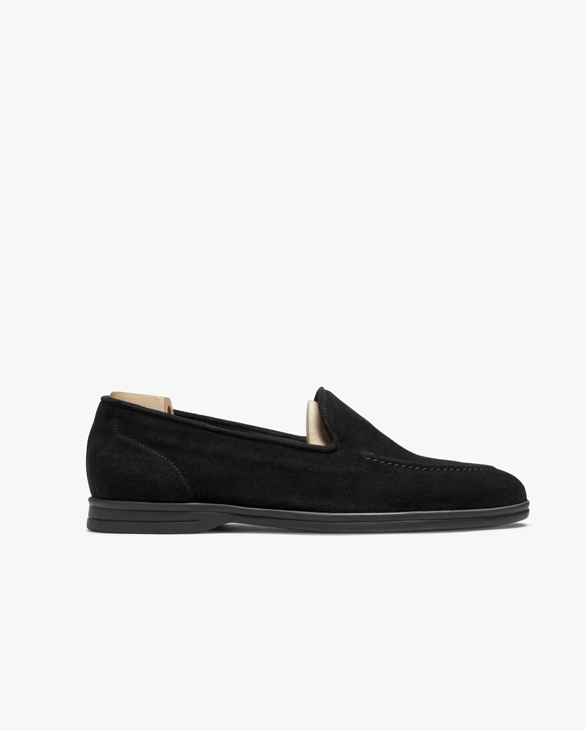 Brnn – Black Suede