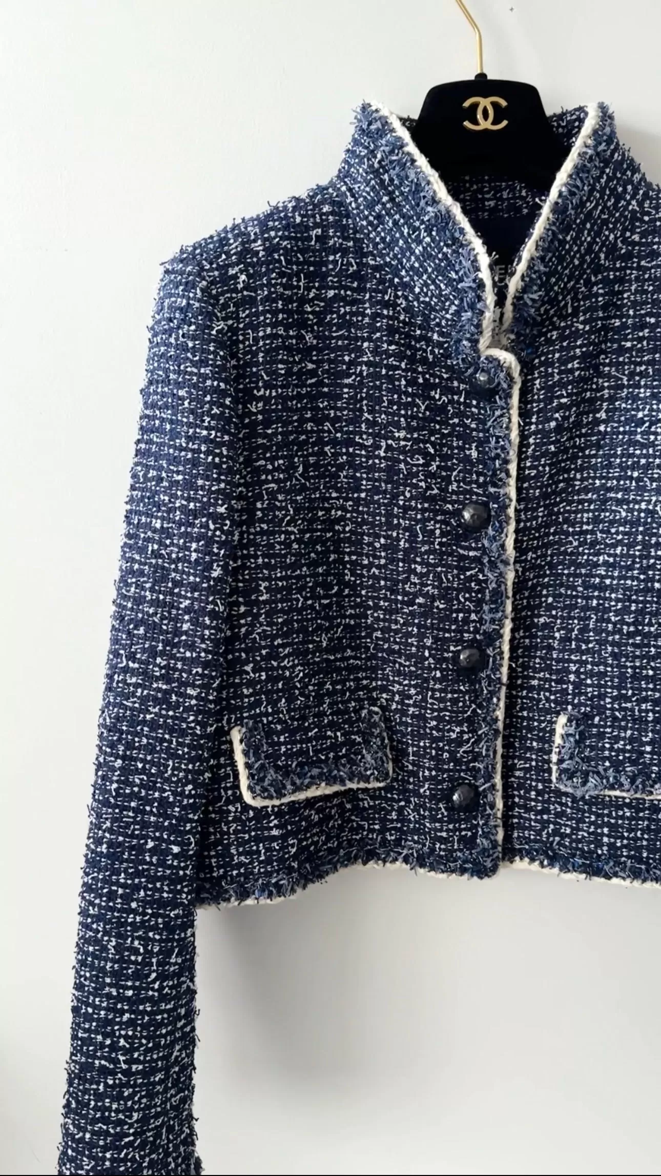 Chanel 2015 Blue and White Tweed Short Jacket - L / XL