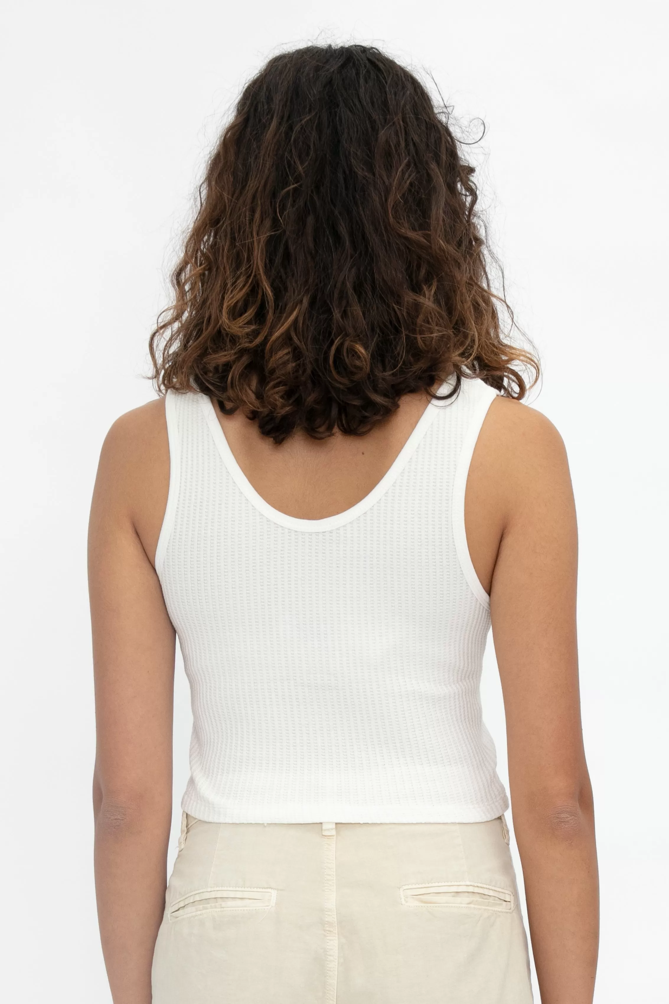 Crop Button Tank in Shell