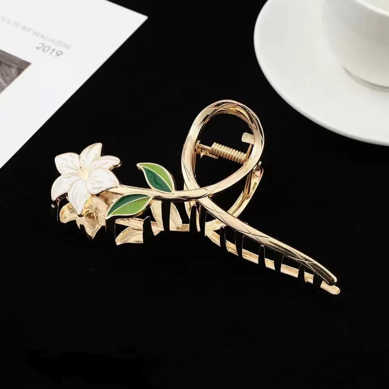 Elegant Barrette Crab Claw Gold Flower Hair Clip