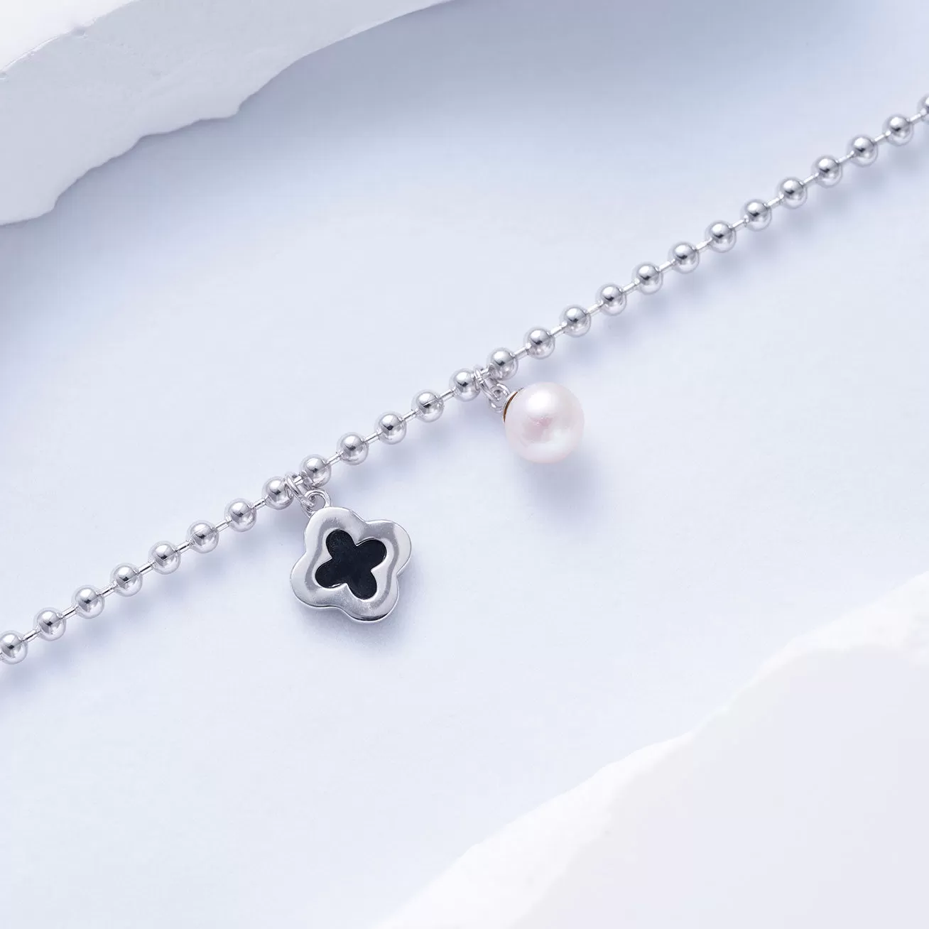 Elegant Freshwater Pearl Bracelet WB00028