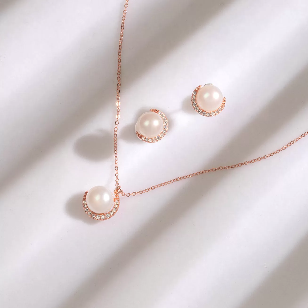 Elegant Freshwater Pearl Set WS00080