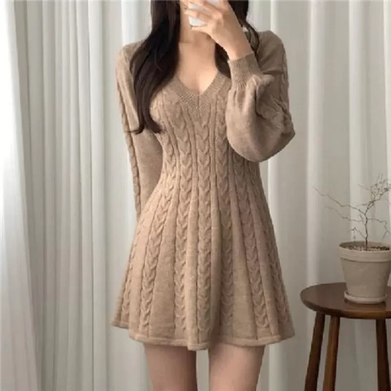 Elegant Knitted Mini Dress