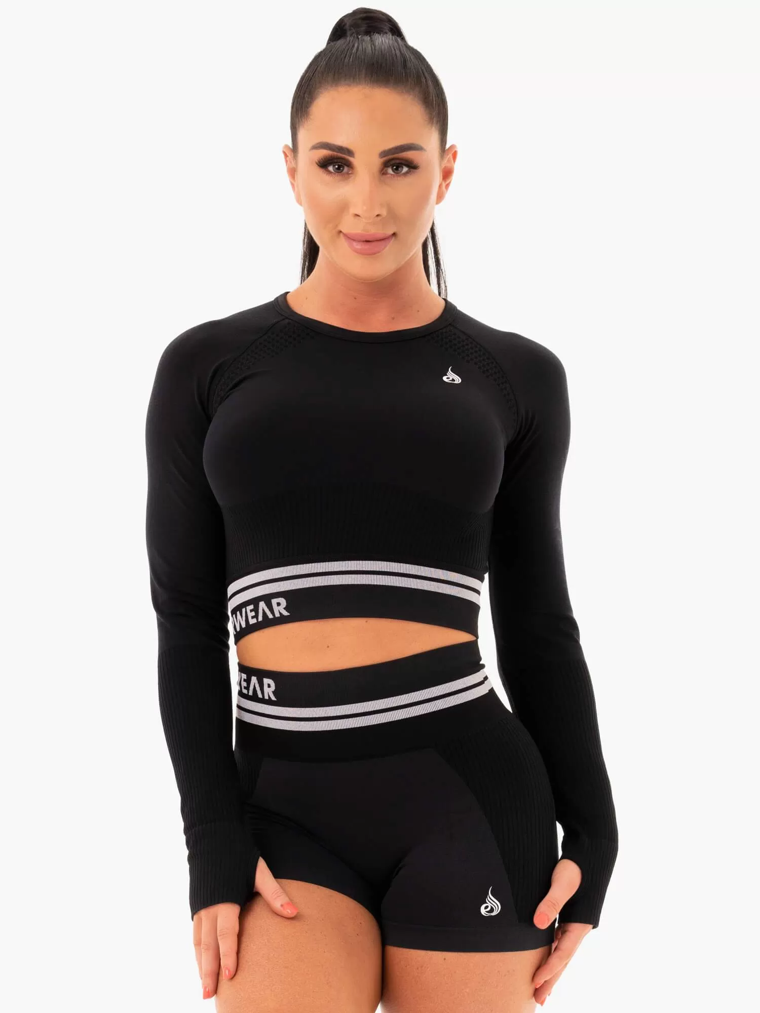 Freestyle Seamless Long Sleeve Crop - Black