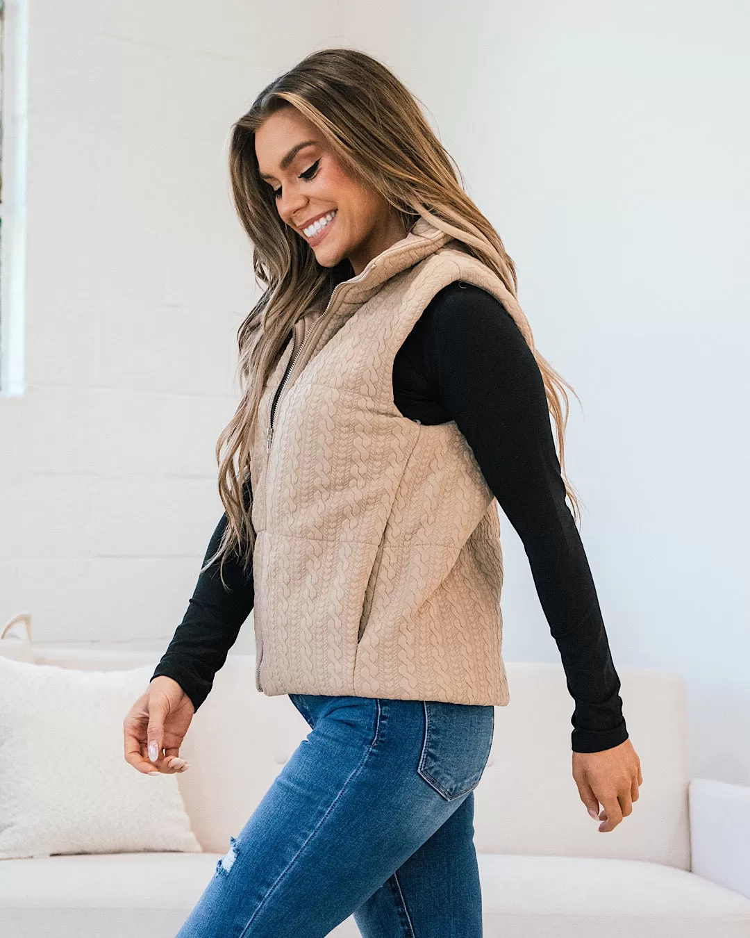 Grace Textured Knit Vest - Taupe