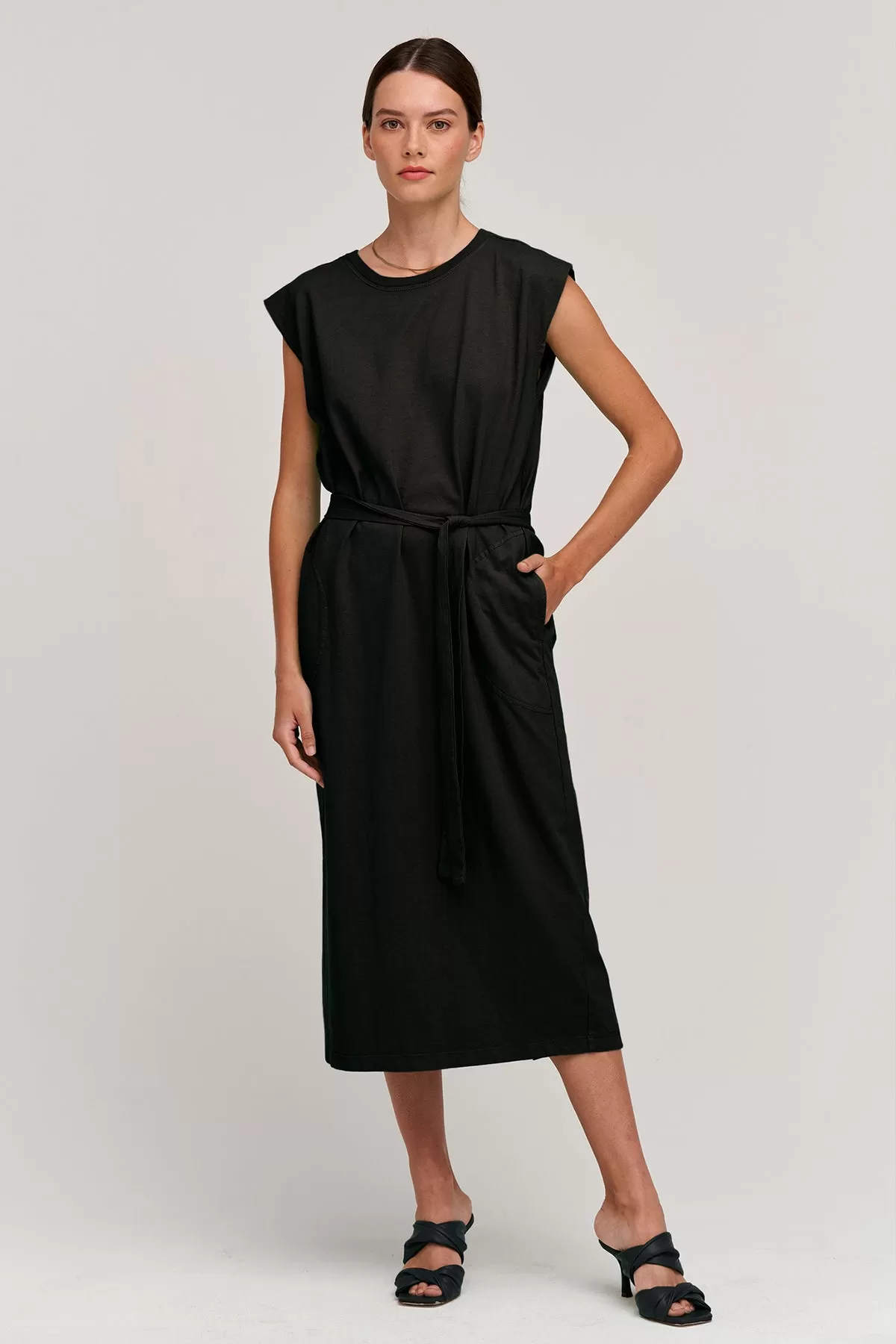 KENNY SLEEVELESS DRESS