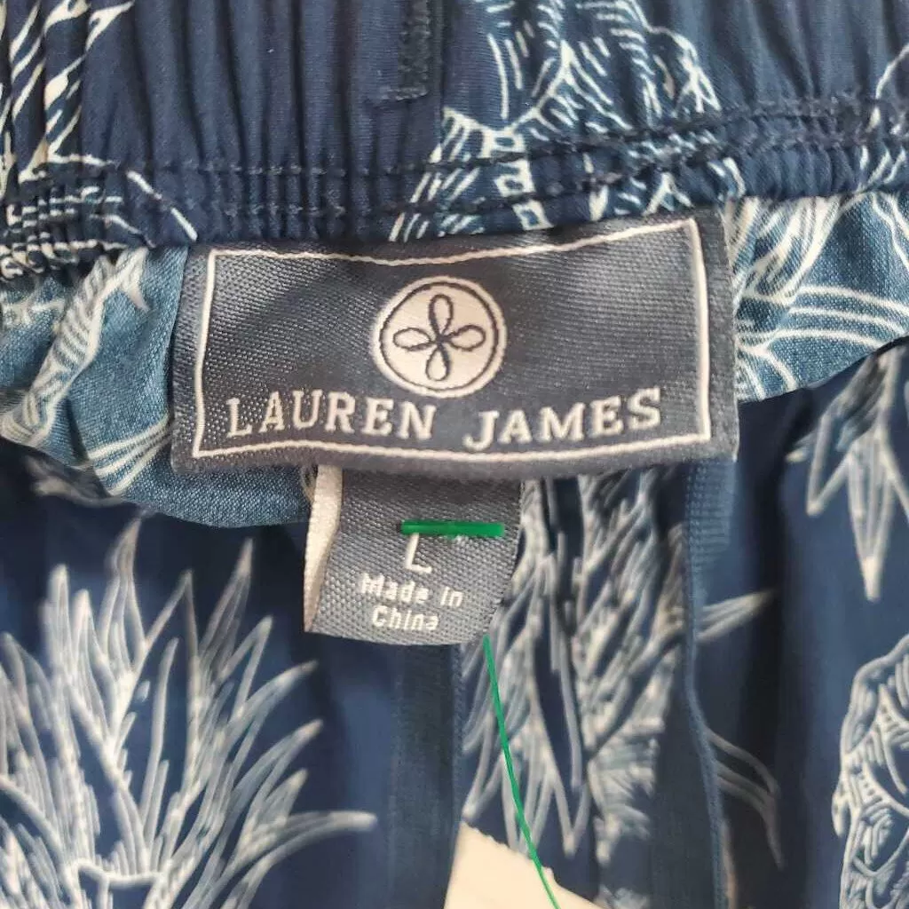 Lauren James Shorts Large