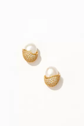 Nest Pearl Stud Earrings