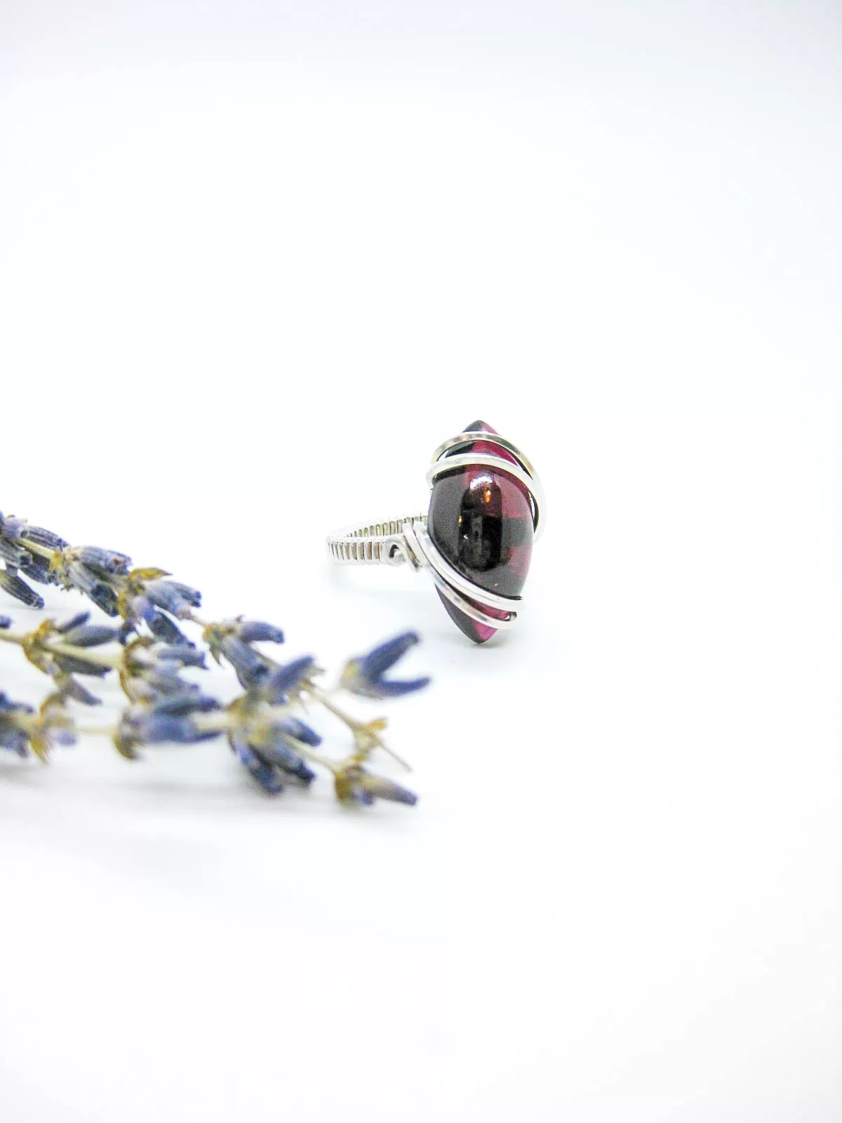 Petal: Garnet Ring - R35oak