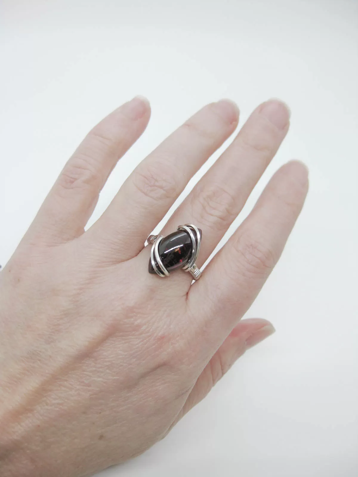 Petal: Garnet Ring - R35oak