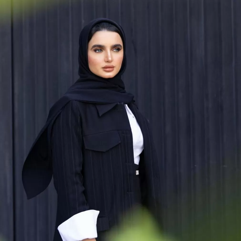 Triangle abaya hijab